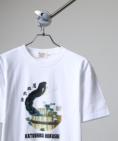 FUNALIVE(ファンアライブ)の「ALCARZA 葛飾北斎 Tシャツ(Tシャツ/カットソー・メンズ・ホワイト系2/ネイビー系3/ネイビー系4/ネイビー系1/ホワイト系4/ホワイト系1/ホワイト系3/ネイビー系2・XL/M/L)」の5枚目の写真