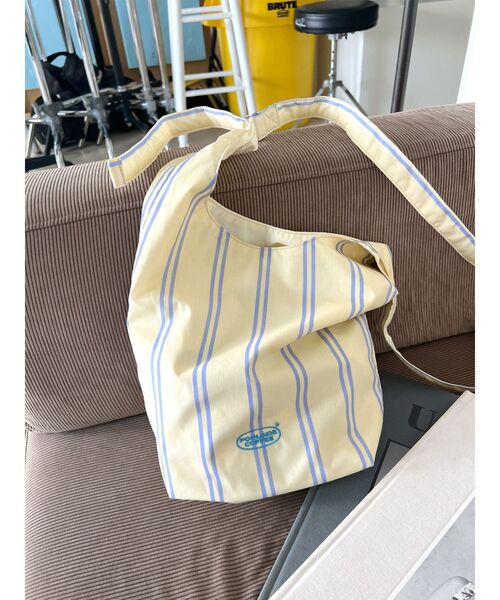Ungrid（アングリッド）の「POOL SIDE COFFEE別注バッグ（ハンドバッグ・レディース・ブルー/ブラック/イエロー・FREE）」の6枚目の写真