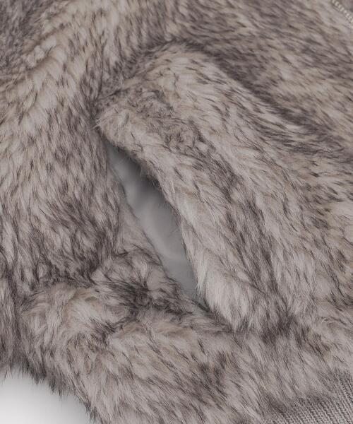 WEGO(ウィゴー)の「WEGO/Wジップ フェイクファーショートブルゾン(ブルゾン・レディース・アイボリー/ブラウン系その他/グレー系その他/ブラック/ダークブラウン・FREE)」の14枚目の写真