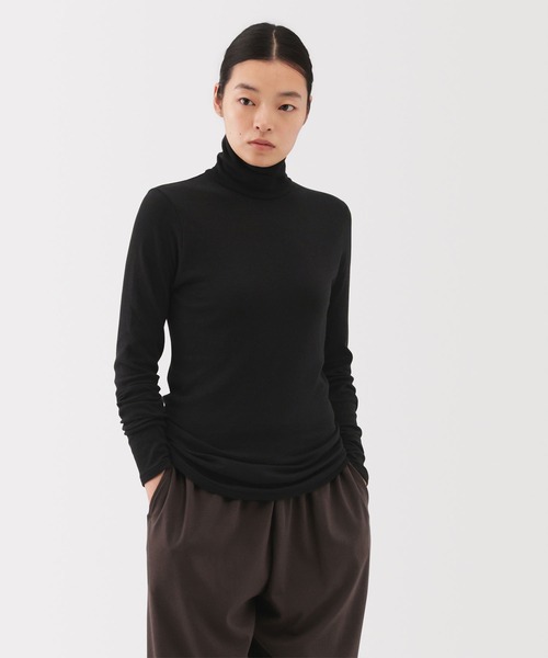 MUJI Labo（ムジラボ）の「〔MUJI Labo〕婦人　コットンカシミヤタートルネックＴシャツ（Tシャツ/カットソー・レディース・グレー系/オフホワイト/ブラック・XL/L/M/S）」の10枚目の写真