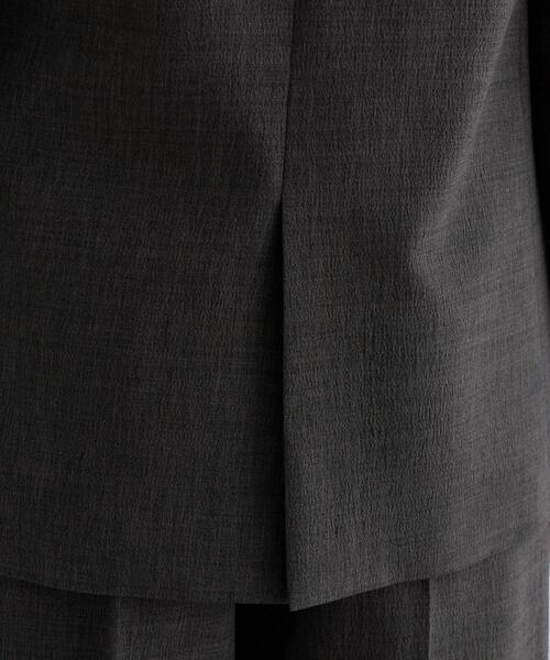 INDIVI（インディヴィ）の「【洗える／セットアップ可能】凹凸ストレッチ素材ダブルジャケット（テーラードジャケット・レディース・ライトグレー系5/ブラック系その他6/ライトグレー/スミクロ/ブラック系その他7・40/36/38/05/15 /13/19/03）」の7枚目の写真