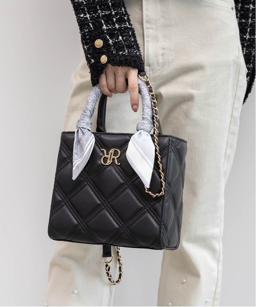 RANDA（ランダ）の「2WAY モノグラムスカーフキルティングハンドバッグ（ハンドバッグ・レディース・アイボリー/グレー/ブラック/ライトグレー・FREE）」の8枚目の写真