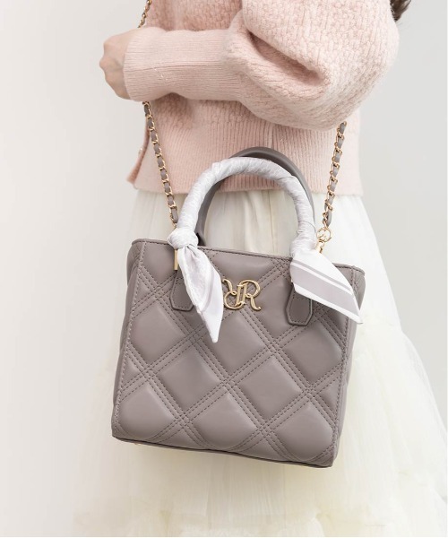 RANDA（ランダ）の「2WAY モノグラムスカーフキルティングハンドバッグ（ハンドバッグ・レディース・アイボリー/グレー/ブラック/ライトグレー・FREE）」の11枚目の写真