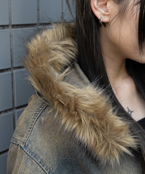 WEGO（ウィゴー）の「WEGO/【25年秋冬新作】ファーフードデニムショートブルゾン（ブルゾン・レディース・ブラック系2/コバルトブルー・FREE）」の5枚目の写真