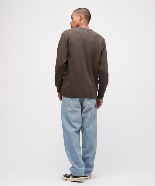 AVIREX(アヴィレックス)の「《直営店限定》HONEYCOMB WAFFLE HENLEY NECK NAVAL T-SHIRT / ハニカムワッフル ヘンリーネック ナバル長袖Tシャツ / AVIREX / アヴィレックス(Tシャツ/カットソー・メンズ・ナチュラル/ネイビー/チャコール・MEDIUM/XX-LARGE/X-LARGE/LARGE)」の12枚目の写真