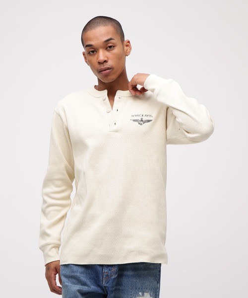 AVIREX(アヴィレックス)の「《直営店限定》HONEYCOMB WAFFLE HENLEY NECK NAVAL T-SHIRT / ハニカムワッフル ヘンリーネック ナバル長袖Tシャツ / AVIREX / アヴィレックス(Tシャツ/カットソー・メンズ・ナチュラル/ネイビー/チャコール・MEDIUM/XX-LARGE/X-LARGE/LARGE)」の8枚目の写真