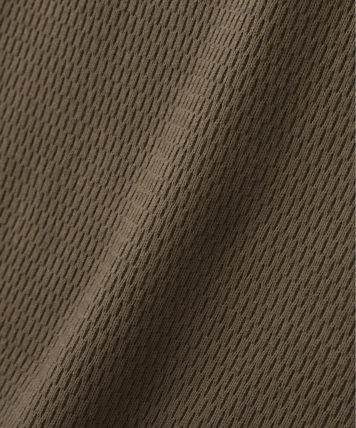 AVIREX(アヴィレックス)の「《直営店限定》HONEYCOMB WAFFLE HENLEY NECK NAVAL T-SHIRT / ハニカムワッフル ヘンリーネック ナバル長袖Tシャツ / AVIREX / アヴィレックス(Tシャツ/カットソー・メンズ・ナチュラル/ネイビー/チャコール・MEDIUM/XX-LARGE/X-LARGE/LARGE)」の9枚目の写真
