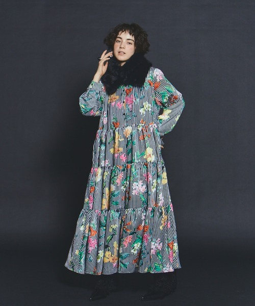 フラワーストライプティアードワンピース（ワンピース）｜manana