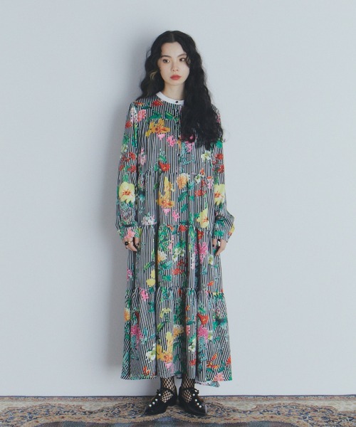 manana suerte（マニャーナスエルテ）の「フラワーストライプティアードワンピース（ワンピース・レディース・ブラック/ベージュ・FREE）」の10枚目の写真