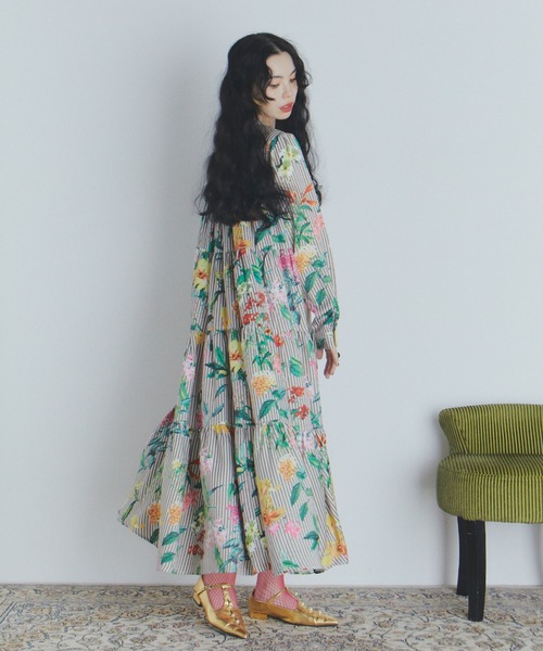 manana suerte（マニャーナスエルテ）の「フラワーストライプティアードワンピース（ワンピース・レディース・ブラック/ベージュ・FREE）」の22枚目の写真