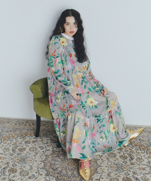 manana suerte（マニャーナスエルテ）の「フラワーストライプティアードワンピース（ワンピース・レディース・ブラック/ベージュ・FREE）」の19枚目の写真