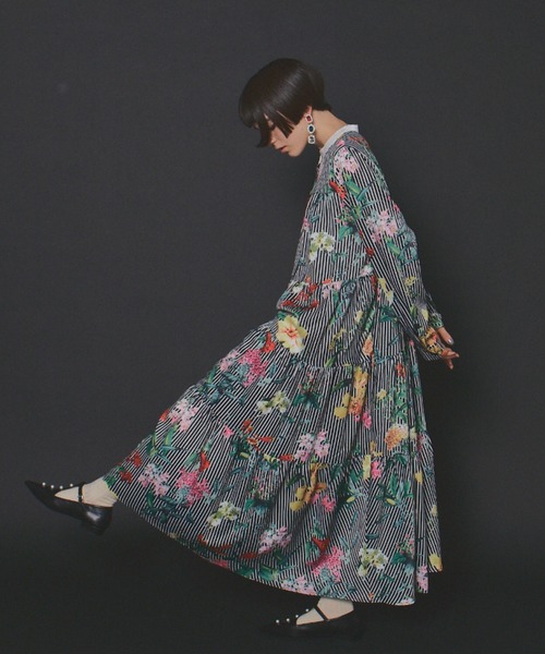 manana suerte（マニャーナスエルテ）の「フラワーストライプティアードワンピース（ワンピース・レディース・ブラック/ベージュ・FREE）」の17枚目の写真