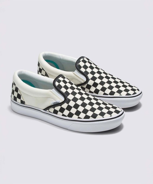 VANS（バンズ）の「コンフィクッシュ スリッポン / UA ComfyCush Slip- (CLASSIC) C VN0A3WMDVO41（スリッポン・メンズ・ブラック×ホワイト・10/9.5/9/8.5/8/7.5/7/6.5/6/5.5/5/4.5/4）」の5枚目の写真
