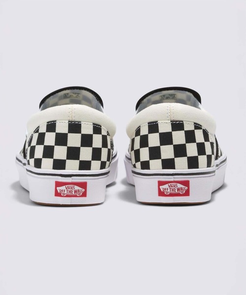 VANS（バンズ）の「コンフィクッシュ スリッポン / UA ComfyCush Slip- (CLASSIC) C VN0A3WMDVO41（スリッポン・メンズ・ブラック×ホワイト・10/9.5/9/8.5/8/7.5/7/6.5/6/5.5/5/4.5/4）」の2枚目の写真