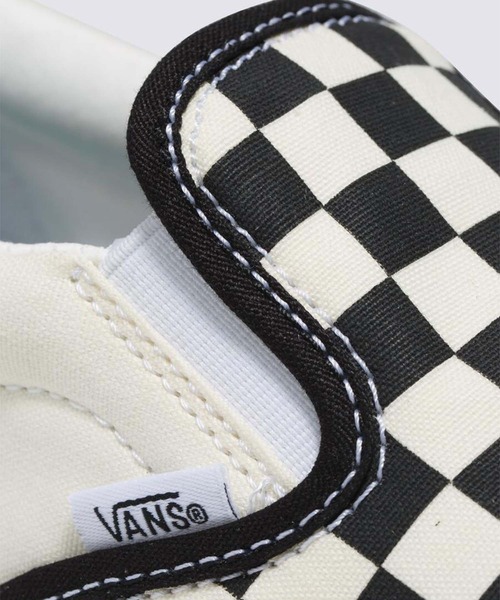 VANS（バンズ）の「コンフィクッシュ スリッポン / UA ComfyCush Slip- (CLASSIC) C VN0A3WMDVO41（スリッポン・メンズ・ブラック×ホワイト・10/9.5/9/8.5/8/7.5/7/6.5/6/5.5/5/4.5/4）」の3枚目の写真