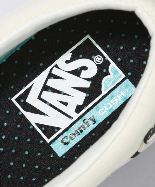 VANS（バンズ）の「コンフィクッシュ スリッポン / UA ComfyCush Slip- (CLASSIC) C VN0A3WMDVO41（スリッポン・メンズ・ブラック×ホワイト・10/9.5/9/8.5/8/7.5/7/6.5/6/5.5/5/4.5/4）」の4枚目の写真