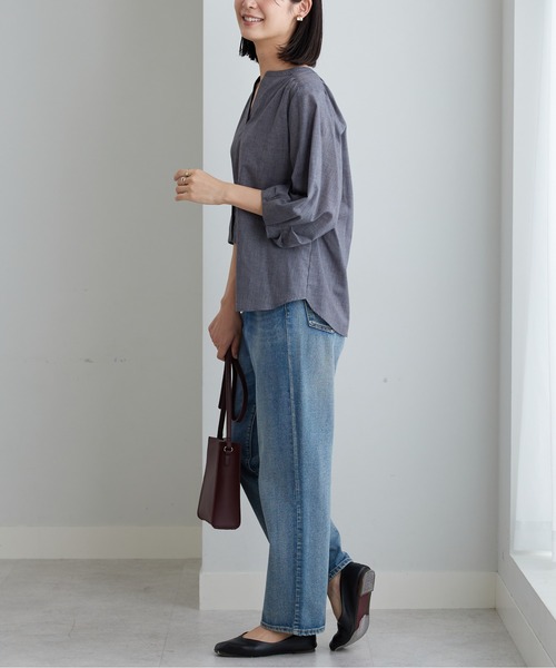 BELLUNA PLUS(ベルーナ)の「杢調素材袖タックデザインブラウス(シャツ/ブラウス・レディース・ブルー/杢グレー・X-LARGE/LARGE/MEDIUM)」の6枚目の写真