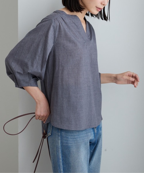BELLUNA PLUS(ベルーナ)の「杢調素材袖タックデザインブラウス(シャツ/ブラウス・レディース・ブルー/杢グレー・X-LARGE/LARGE/MEDIUM)」の10枚目の写真