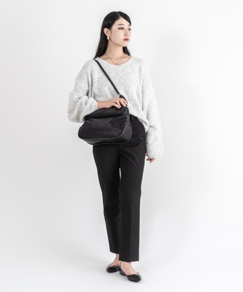 ADD CULUMN(アドカラム)の「【ADD CULUMN/アドカラム】ナイロン×ヴィーガンレザー ショルダーバッグ ROLLA M FABRIC(ショルダーバッグ・レディース・ブラック・FREE)」の13枚目の写真