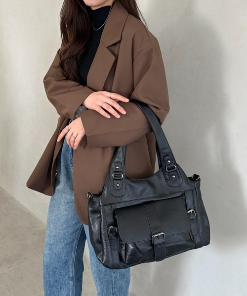 MYMOOD.(マイムード)の「アウトポケットデザイン 2WAYショルダーバッグ(ショルダーバッグ・レディース・ブラウン/ブラック/グレー/ワインレッド・FREE)」の10枚目の写真