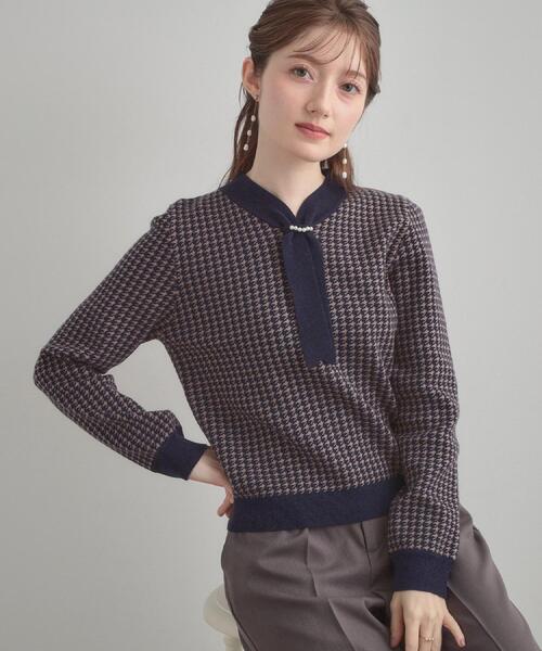 couture brooch(クチュールブローチ)の「【クラシカル・大人レディ】千鳥ジャカードパール調タイニットトップス(ニット/セーター・レディース・アイボリー系1/ネイビー系1・36/38/42)」の1枚目の写真