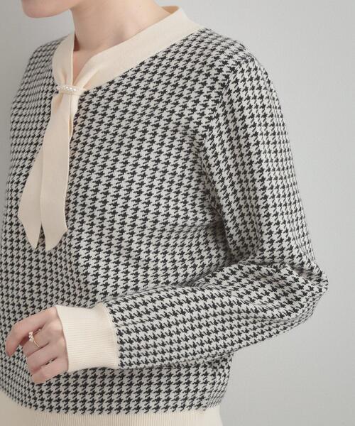 couture brooch(クチュールブローチ)の「【クラシカル・大人レディ】千鳥ジャカードパール調タイニットトップス(ニット/セーター・レディース・アイボリー系1/ネイビー系1・36/38/42)」の12枚目の写真