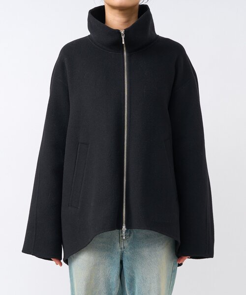 RIVE DROITE（リヴドロワ）の「【ハンサムな着こなしに】スタンドZIPリバーコート（その他アウター・レディース・ブラック/キャメル・FREE）」の13枚目の写真