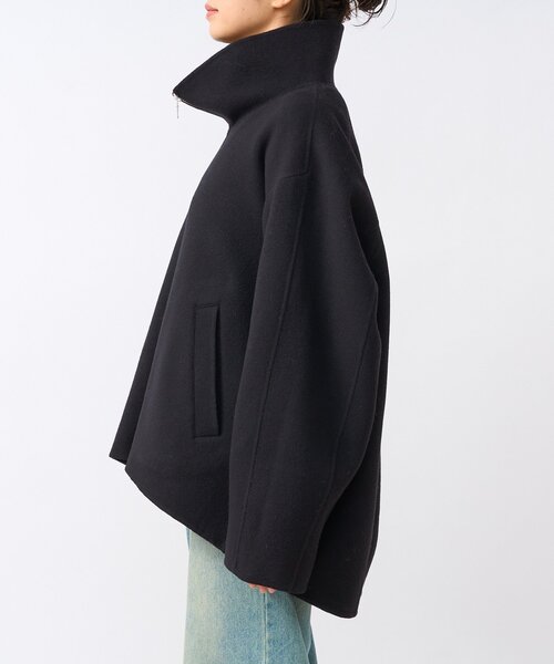 RIVE DROITE（リヴドロワ）の「【ハンサムな着こなしに】スタンドZIPリバーコート（その他アウター・レディース・ブラック/キャメル・FREE）」の14枚目の写真