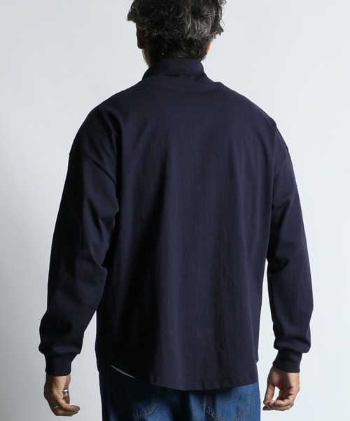 The DUFFER of ST.GEORGE（ザダファーオブセントジョージ）の「8oz HEAVY WEIGHT OVER SIZE ROUND HEM TURTLE NECK L/SL TEE：8オンス ヘビーウェイト オーバーサイズ ラウンドヘム タートルネック ロンT（Tシャツ/カットソー・メンズ・ホワイト/ネイビー/ブラック・X-LARGE/LARGE/MEDIUM/SMALL）」の11枚目の写真