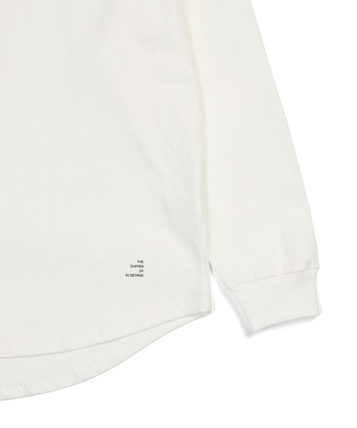 The DUFFER of ST.GEORGE（ザダファーオブセントジョージ）の「8oz HEAVY WEIGHT OVER SIZE ROUND HEM TURTLE NECK L/SL TEE：8オンス ヘビーウェイト オーバーサイズ ラウンドヘム タートルネック ロンT（Tシャツ/カットソー・メンズ・ホワイト/ネイビー/ブラック・X-LARGE/LARGE/MEDIUM/SMALL）」の16枚目の写真