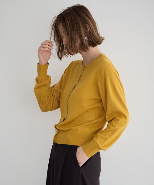 YECCA VECCA（イェッカヴェッカ）の「金釦クルーネックカーディガン（カーディガン/ボレロ・レディース・ダークベージュ/マスタード/ワインレッド/ブラック・FREE）」の8枚目の写真