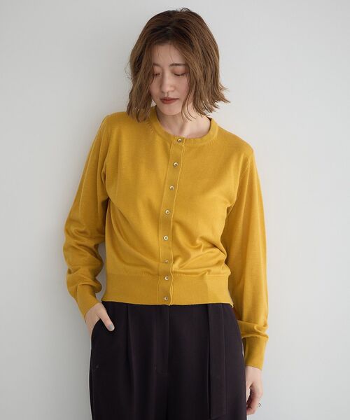 YECCA VECCA（イェッカヴェッカ）の「金釦クルーネックカーディガン（カーディガン/ボレロ・レディース・ダークベージュ/マスタード/ワインレッド/ブラック・FREE）」の6枚目の写真