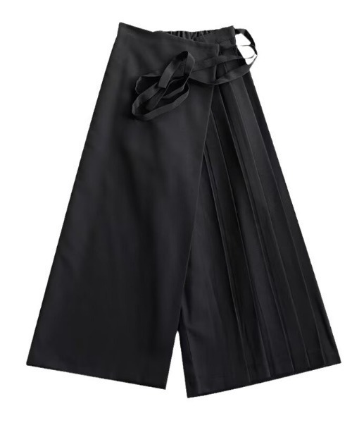 SHIBUYA Zy.(シブヤジー)の「Eastern Reignラップ付プリーツワイドパンツ(その他パンツ・メンズ・ブラック・S/M/L)」の5枚目の写真
