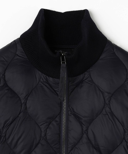TAION（タイオン）の「TAION MILITARY HI NECK KNIT（ダウンジャケット/コート・メンズ・ブラック/ネイビー・LARGE/MEDIUM）」の4枚目の写真