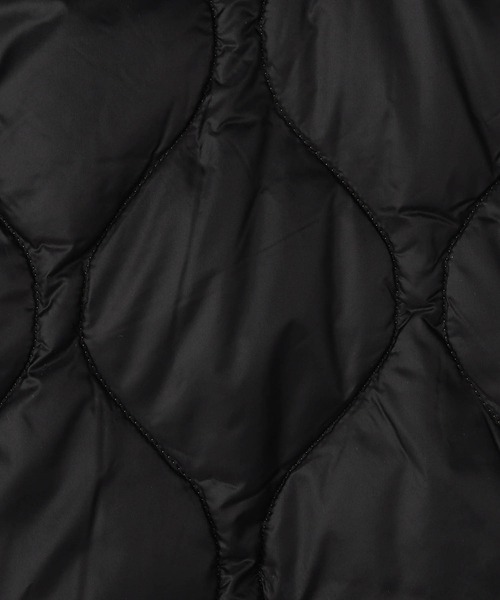 TAION（タイオン）の「TAION MILITARY HI NECK KNIT（ダウンジャケット/コート・メンズ・ブラック/ネイビー・LARGE/MEDIUM）」の9枚目の写真