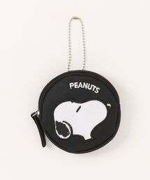 PEANUTS(ピーナッツ)のPEANUTS SNOOPY(ピーナッツ スヌーピー)キャラクター刺繍ポーチキーホルダー チャーム(コインケース)