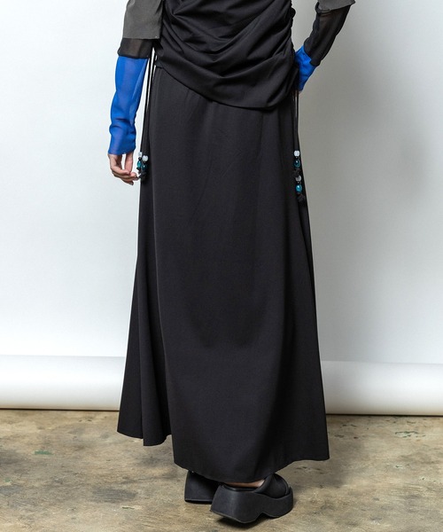 AULA AILA（アウラアイラ）の「3WAYギャザーフレアスカート（スカート・レディース・オフホワイト/ブラック/トップグレー・0）」の11枚目の写真