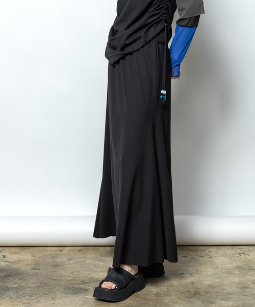 AULA AILA（アウラアイラ）の「3WAYギャザーフレアスカート（スカート・レディース・オフホワイト/ブラック/トップグレー・0）」の10枚目の写真