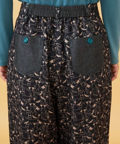 Jocomomola（ホコモモラ）の「Calle de Manuela Malasana アニマルプリントパンツ（その他パンツ・レディース・モカ/ブラック・42/40）」の10枚目の写真