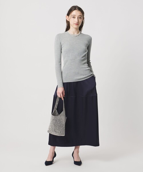 UNITED ARROWS（ユナイテッドアローズ）の「サテン コクーン スカート ‐ウォッシャブル‐（スカート・レディース・ネイビー/ダークブラウン/レッド/オフホワイト・38/36）」の7枚目の写真