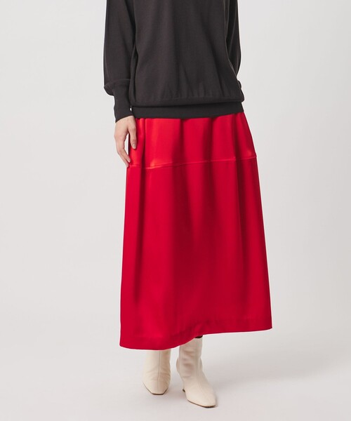 UNITED ARROWS（ユナイテッドアローズ）の「サテン コクーン スカート ‐ウォッシャブル‐（スカート・レディース・ネイビー/ダークブラウン/レッド/オフホワイト・38/36）」の8枚目の写真