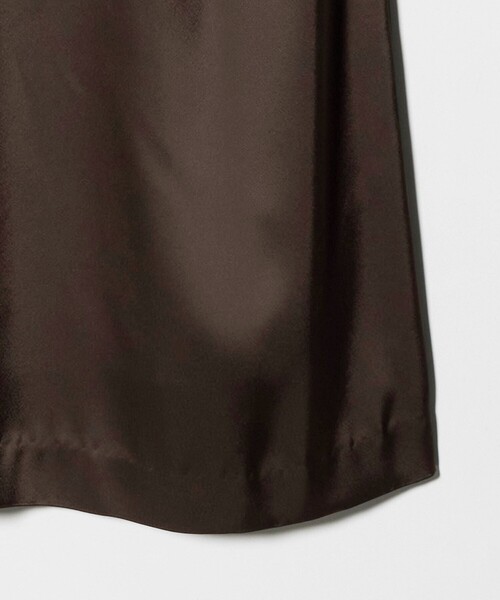 UNITED ARROWS（ユナイテッドアローズ）の「サテン コクーン スカート ‐ウォッシャブル‐（スカート・レディース・ネイビー/ダークブラウン/レッド/オフホワイト・38/36）」の18枚目の写真