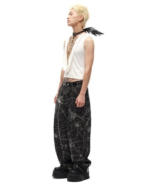 L.H.P(エルエイチピー)の「CFIERCE/フィアス/Spider Butterfly Rhinestone Jeans(デニムパンツ・レディース・ブラック・M/S)」の5枚目の写真