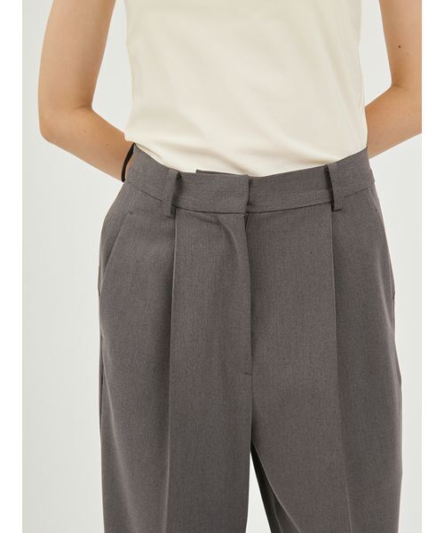 emmi(エミ)の「【セットアップ対応】ワイドレッグタックパンツ(その他パンツ・レディース・イエロー/オリーブ/グレー・0/1)」の8枚目の写真
