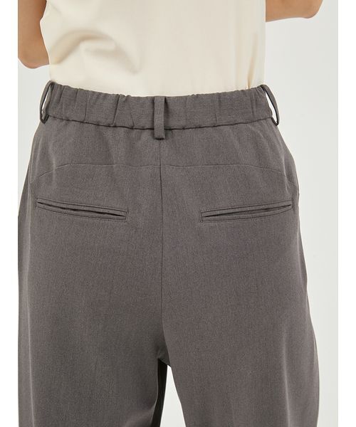 emmi(エミ)の「【セットアップ対応】ワイドレッグタックパンツ(その他パンツ・レディース・イエロー/オリーブ/グレー・0/1)」の11枚目の写真