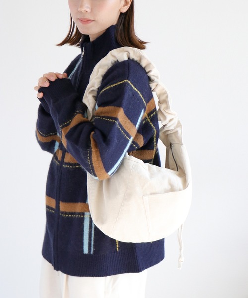 cepo(セポ)の「三日月形ムーンショルダーバック(ショルダーバッグ・レディース・ピンク/ブラウン/オフホワイト・FREE)」の1枚目の写真