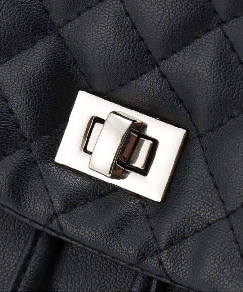 LOVETOXIC(ラブトキシック)の「キルティングミニリュック(バックパック/リュック・キッズ・アイボリー/ブラック・F)」の5枚目の写真