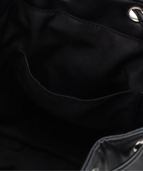 LOVETOXIC(ラブトキシック)の「キルティングミニリュック(バックパック/リュック・キッズ・アイボリー/ブラック・F)」の10枚目の写真