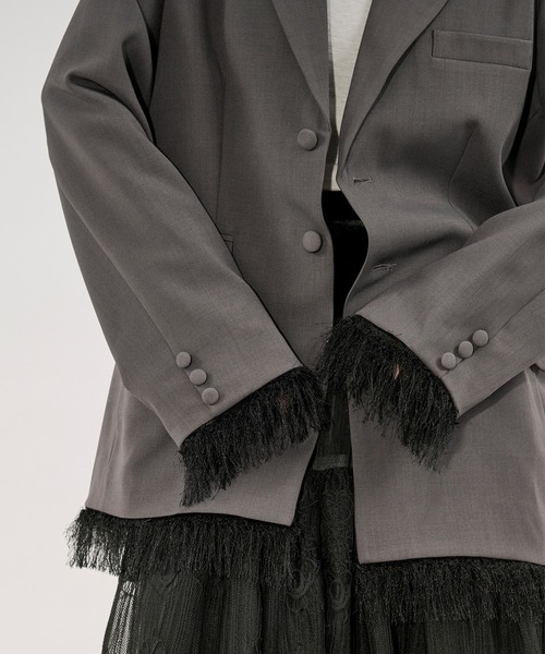 Ezick（エジック）の「2way fringe jacket フリンジヘムベルトツキジャケット/SETUP対応（テーラードジャケット・レディース・グレー/ブラック・FREE）」の3枚目の写真