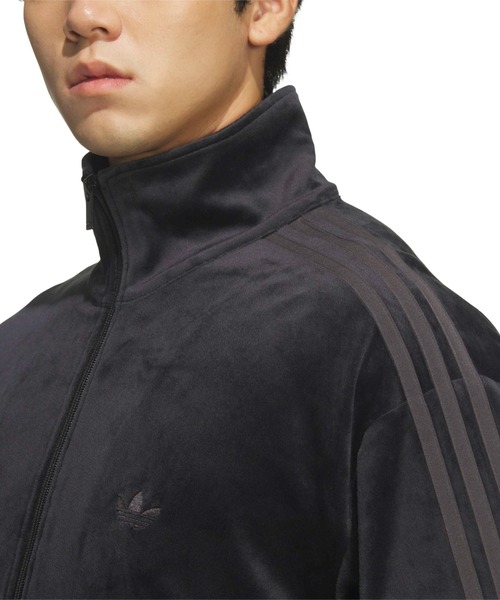 adidas（アディダス）の「adidas FB TT VELOUR / アディダス ファイヤーバード トラックトップ ベロア（その他アウター・メンズ・ブラック・M/S/XXL/XL/L）」の3枚目の写真